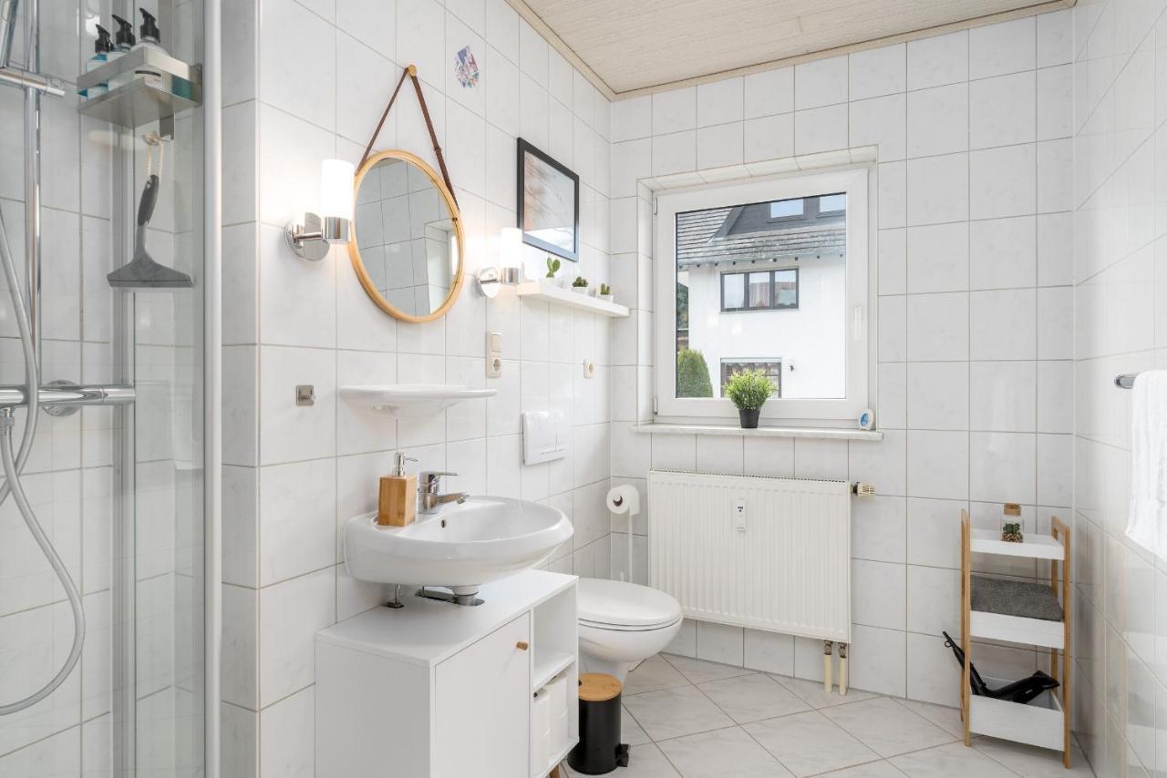 Harmony: Edersee Apartment - Sperrmauer - Lounge Экстерьер фото